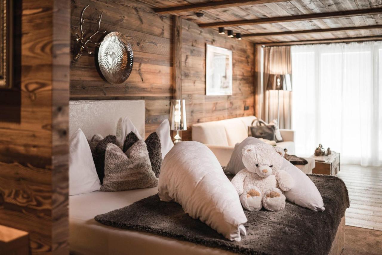 Alpin Boutique Villa Gabriela - Adults Only กัสเตลรอตโต ภายนอก รูปภาพ