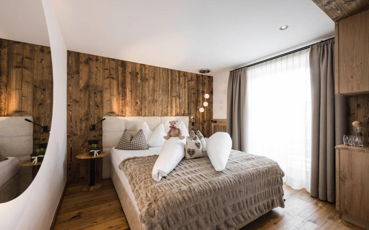 Alpin Boutique Villa Gabriela - Adults Only กัสเตลรอตโต ภายนอก รูปภาพ