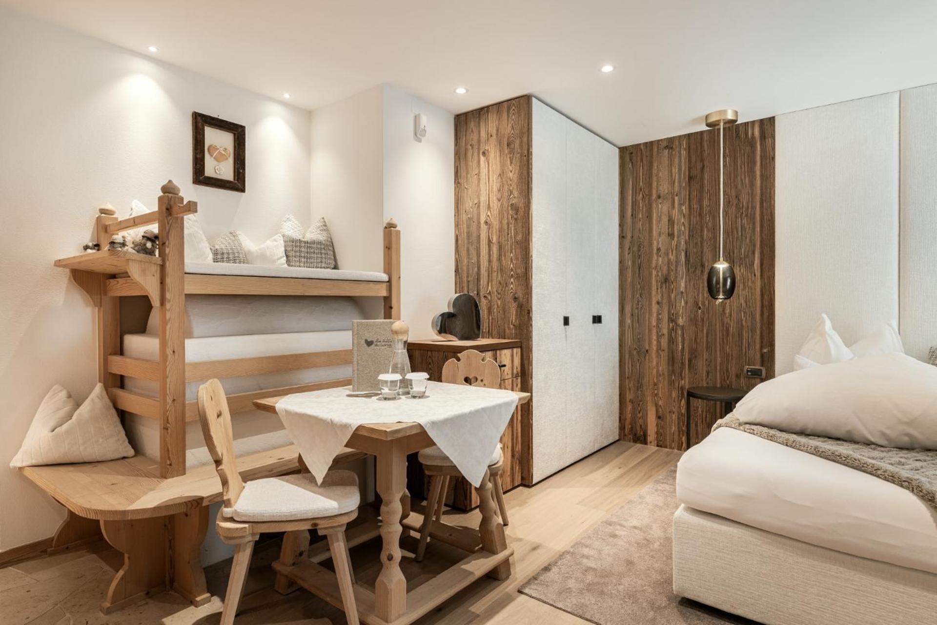 Alpin Boutique Villa Gabriela - Adults Only กัสเตลรอตโต ภายนอก รูปภาพ