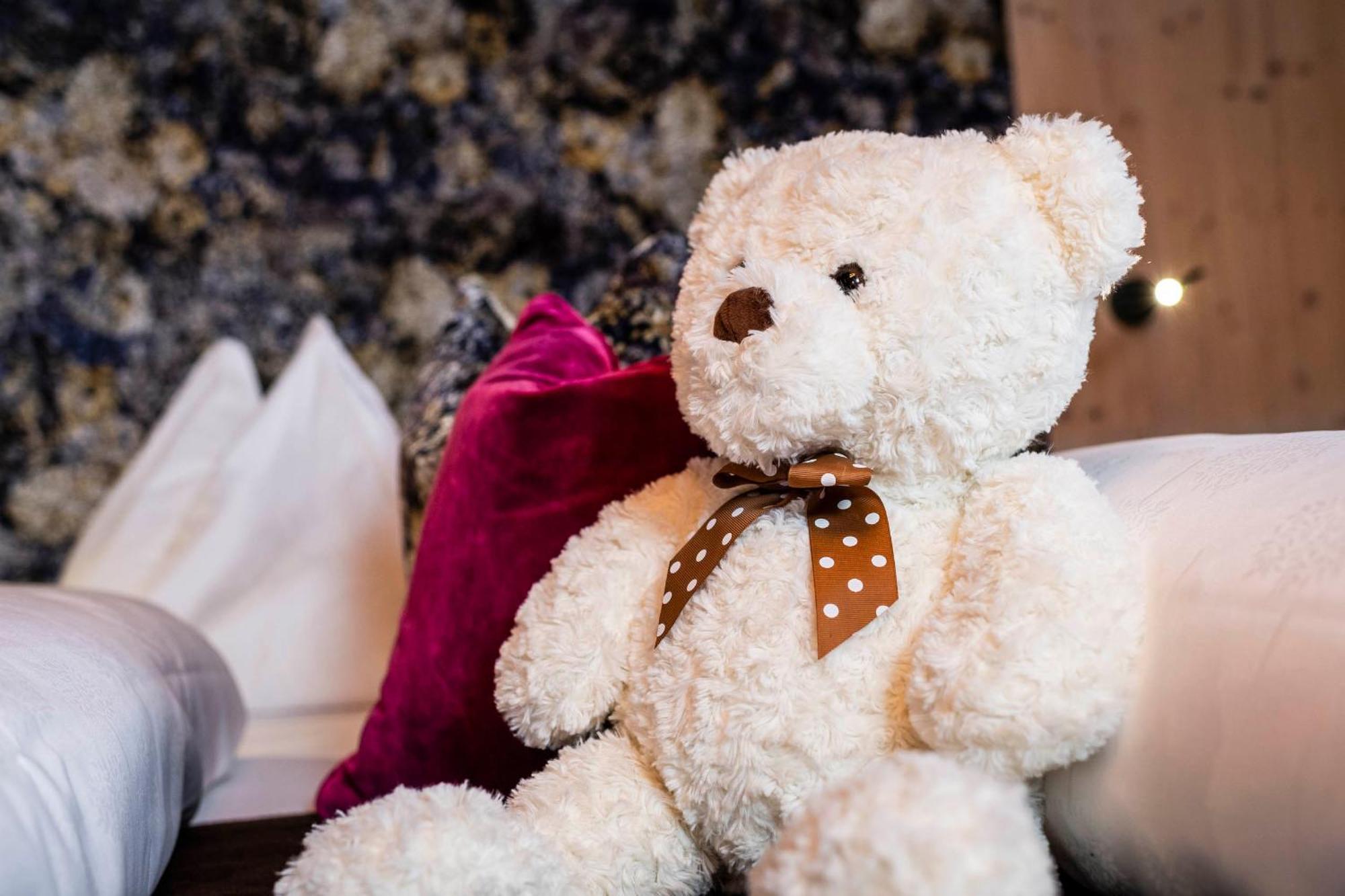 Alpin Boutique Villa Gabriela - Adults Only กัสเตลรอตโต ภายนอก รูปภาพ